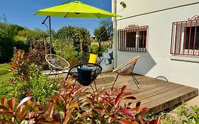 Maison des Chênes 64 - Independant apartment with terrasse